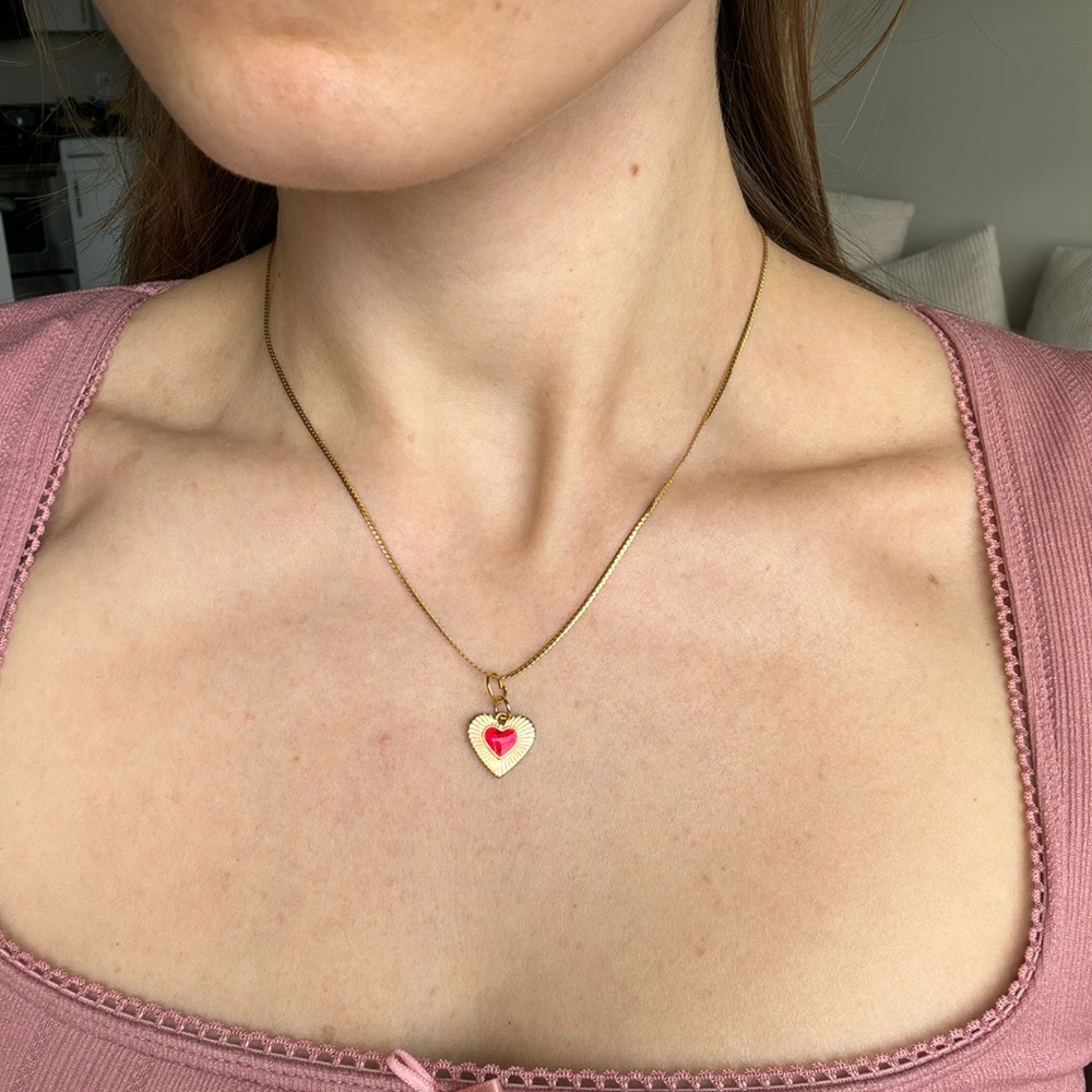 Gold stainless steel tarnish free heart shaped pendant red heart
